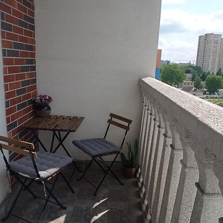 New England Deluxe Apartment Kiev Bagian luar foto