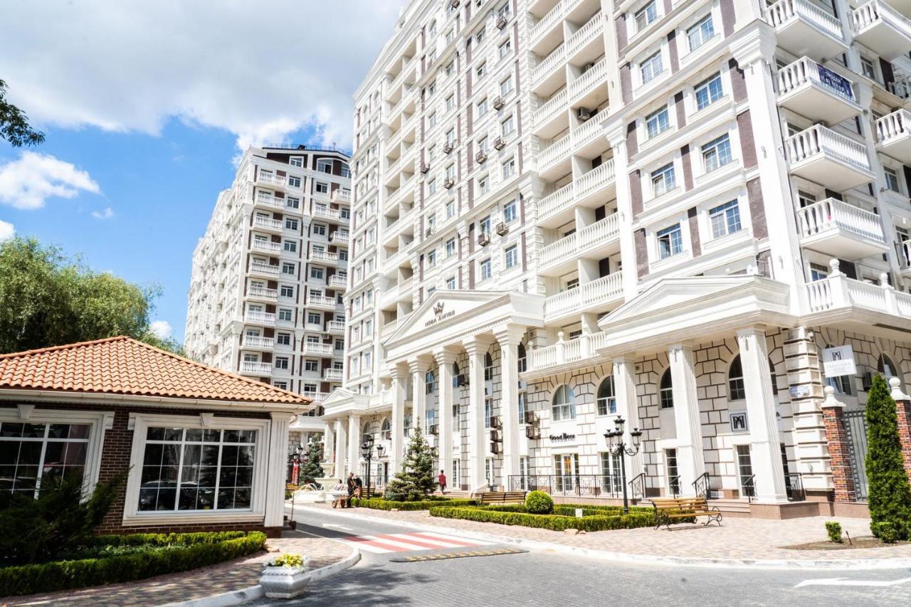 New England Deluxe Apartment Kiev Bagian luar foto