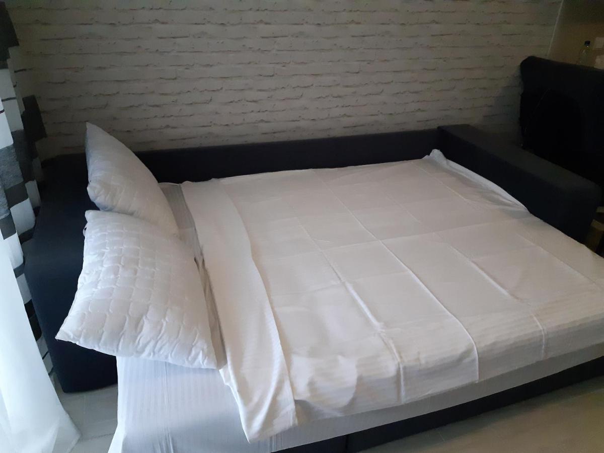 New England Deluxe Apartment Kiev Bagian luar foto