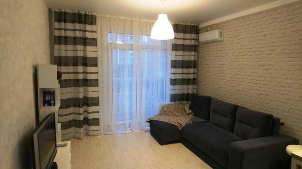 New England Deluxe Apartment Kiev Bagian luar foto