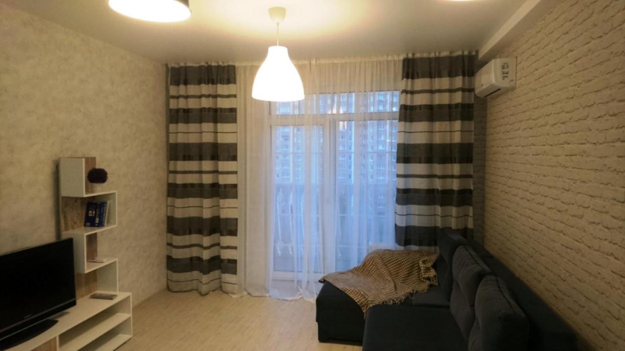 New England Deluxe Apartment Kiev Bagian luar foto